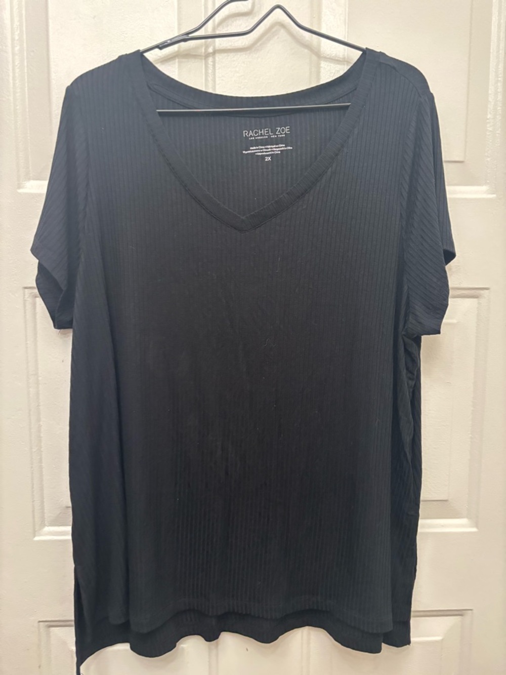 Rachel Zoe Black Ribbed V-Neck Short Sleeve Tee